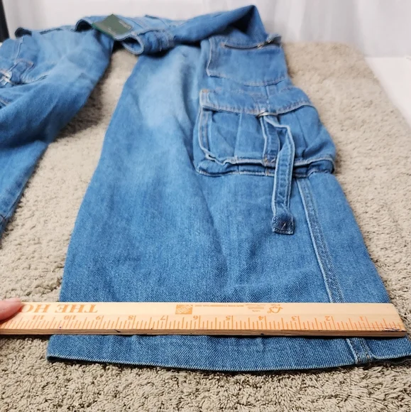 Wild Fable Women's Mid Rise Wide Leg Cargo Baggy Pants Medium Wash Size 2/31" - Picture 12 of 16